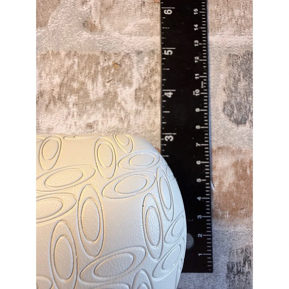 Oakley White Embossed Ellipse Logo Hard Sunglasses Case Eyewear Vault